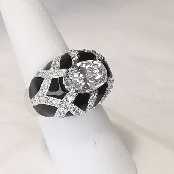 NWT exquisite black enamel dome ring with 5ct cz size 8 - Picture 5 of 9